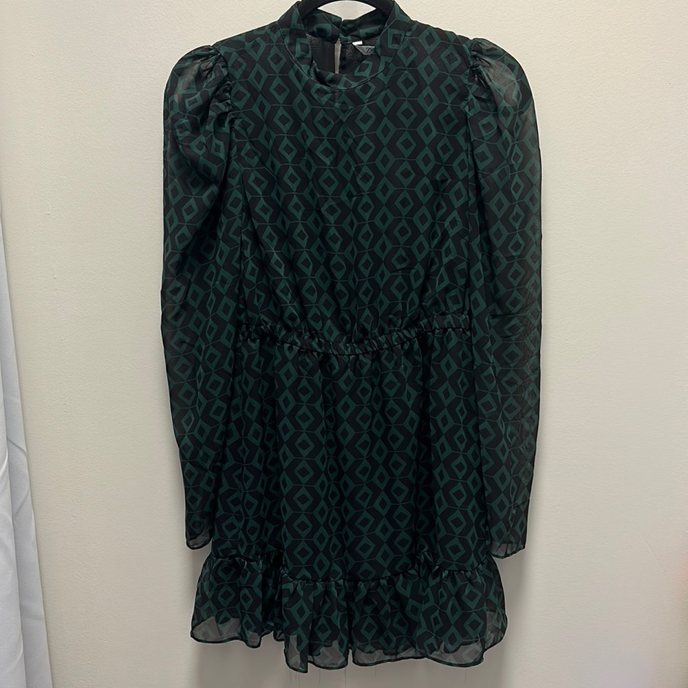NWT Zara The Kate Dress black and green Long sheer sleeves size M